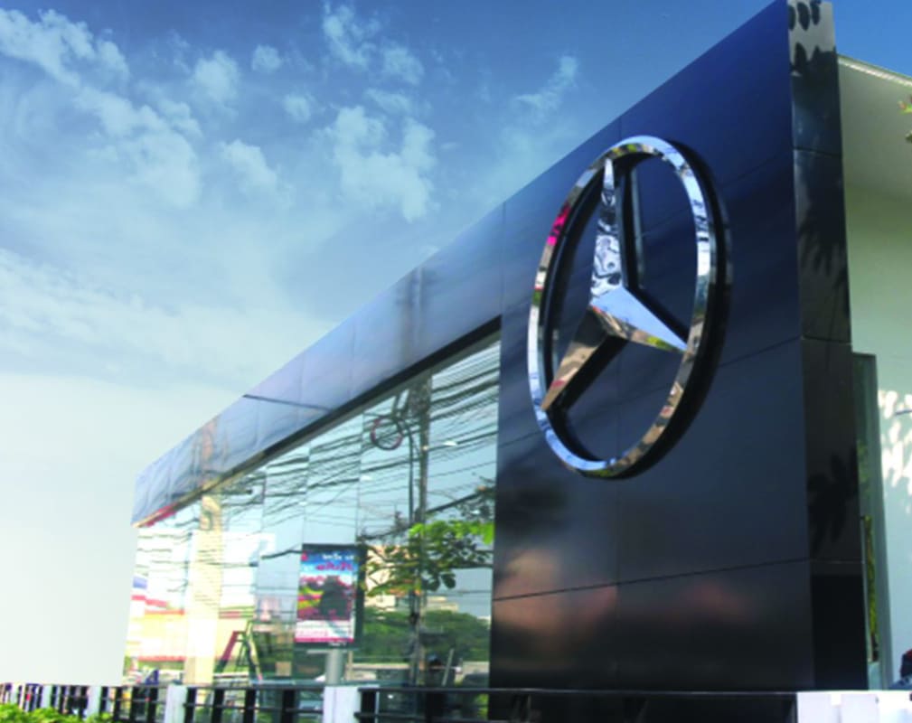 Temporary Showroom Mercedes-Benz Lumpini