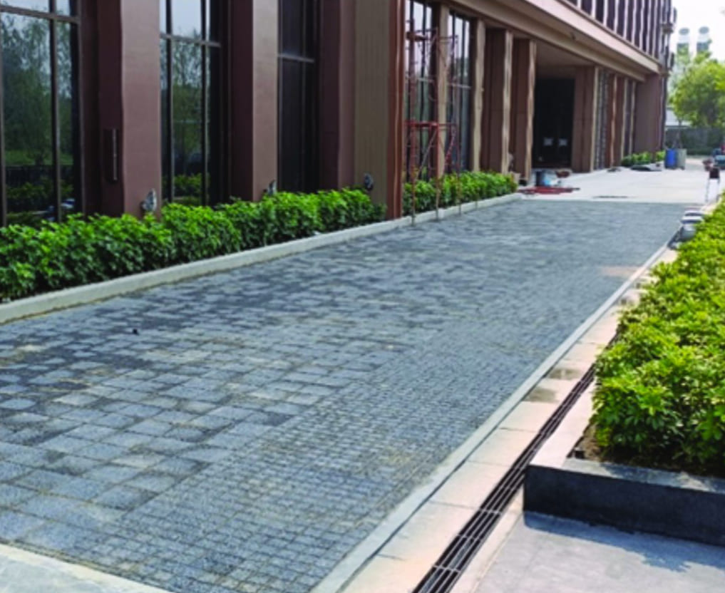 Water front hardscape, Courtyard Marriott Suvarnabhumi Hotel